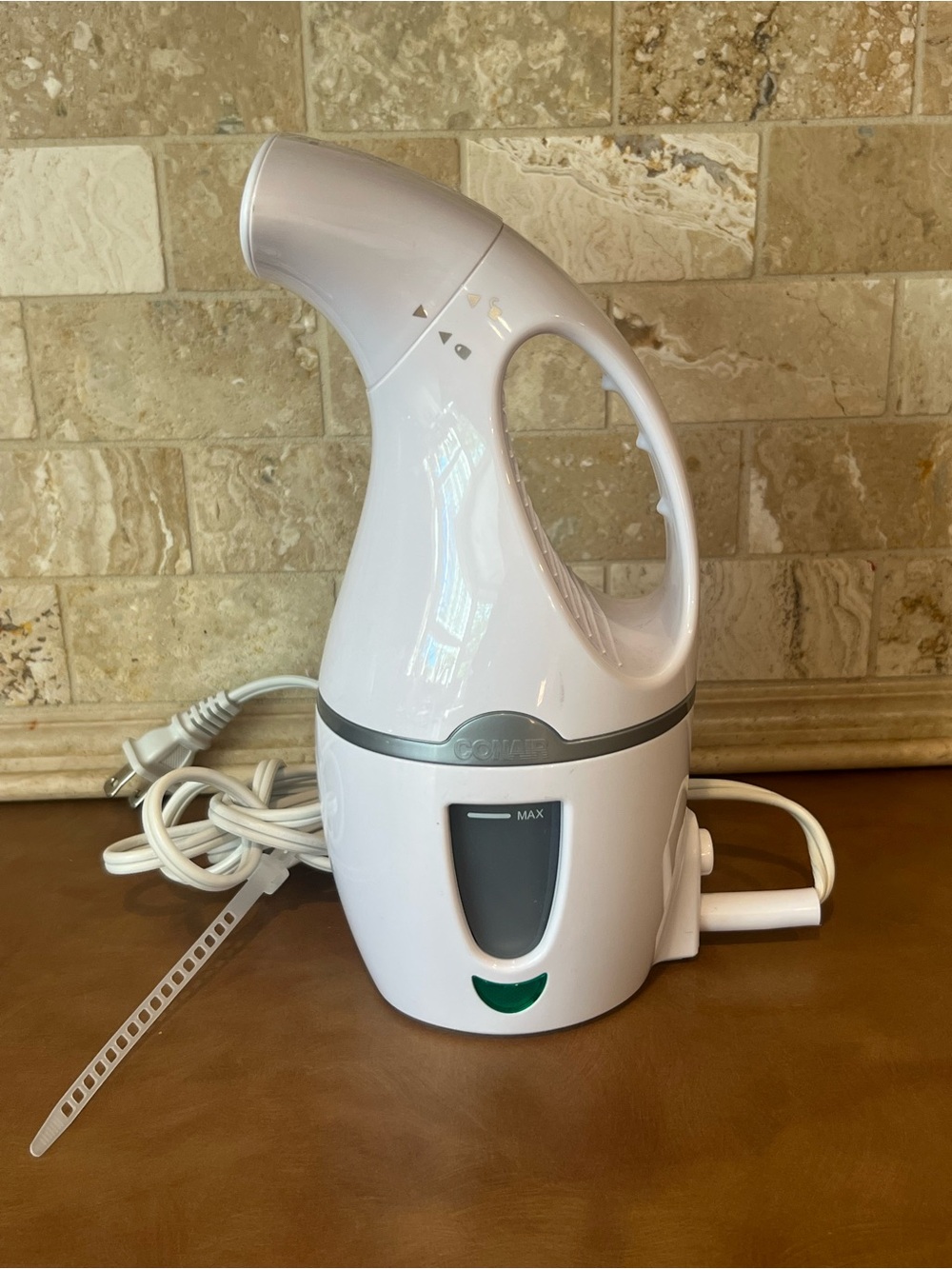 Conair Handheld Garment Steamer- White; Used working condition